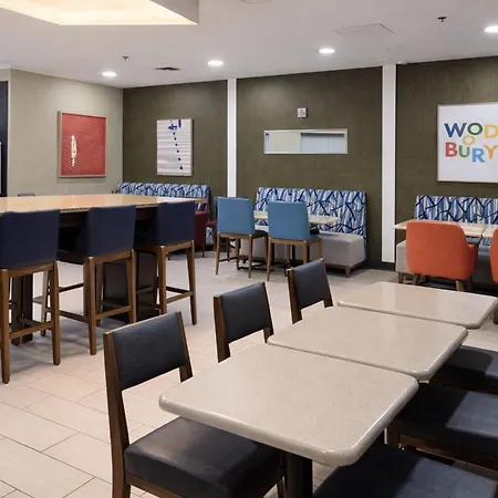 Holiday Inn Express Hotel & Suites St. Paul - Woodbury By Ihg-3